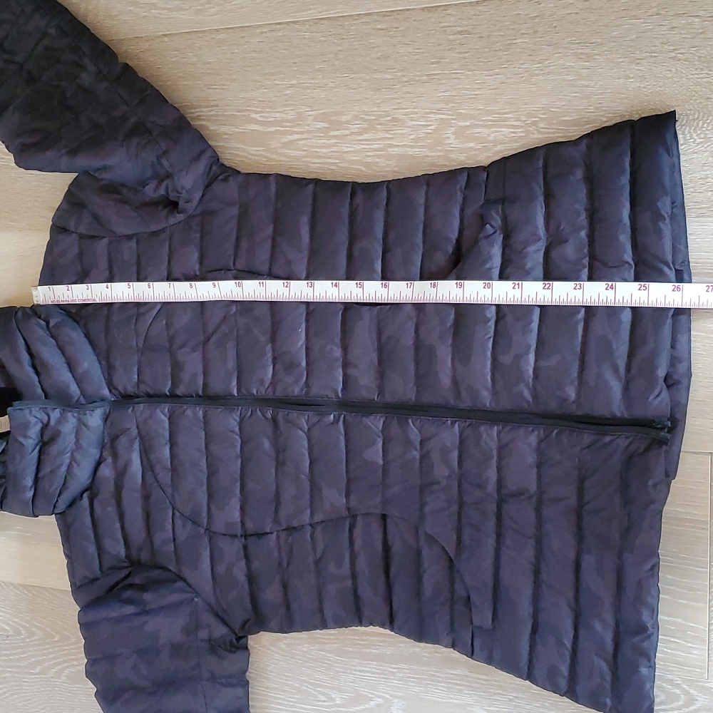 NWOT Lululemon Pack It Down Jacket in Cncognito Camo Multi Grey - Picture 11 of 11